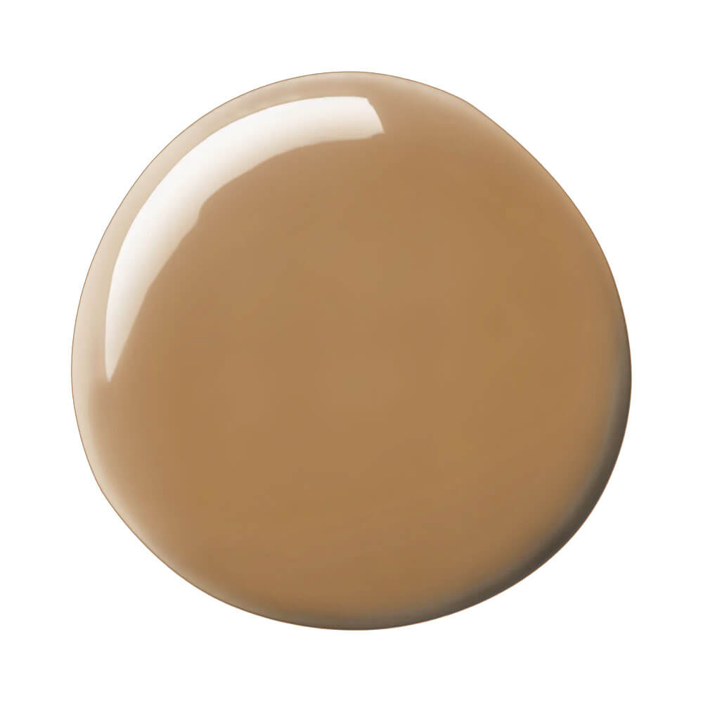 Close em gota de esmalte Maria Pomposa Tô de Nude com acabamento brilhante